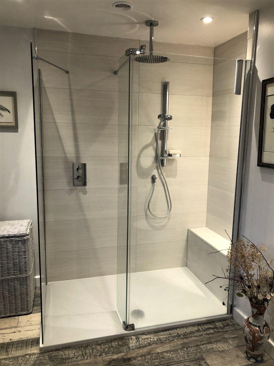 Bathroom remodeling service in Los Angeles with custom design